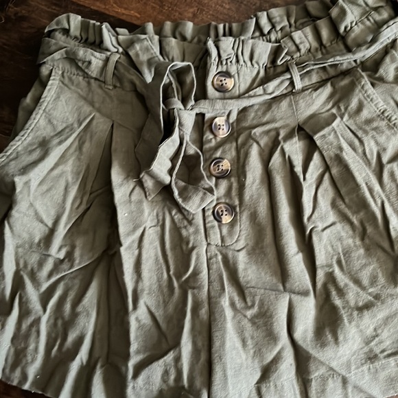 American eagle shorts - Picture 2 of 8